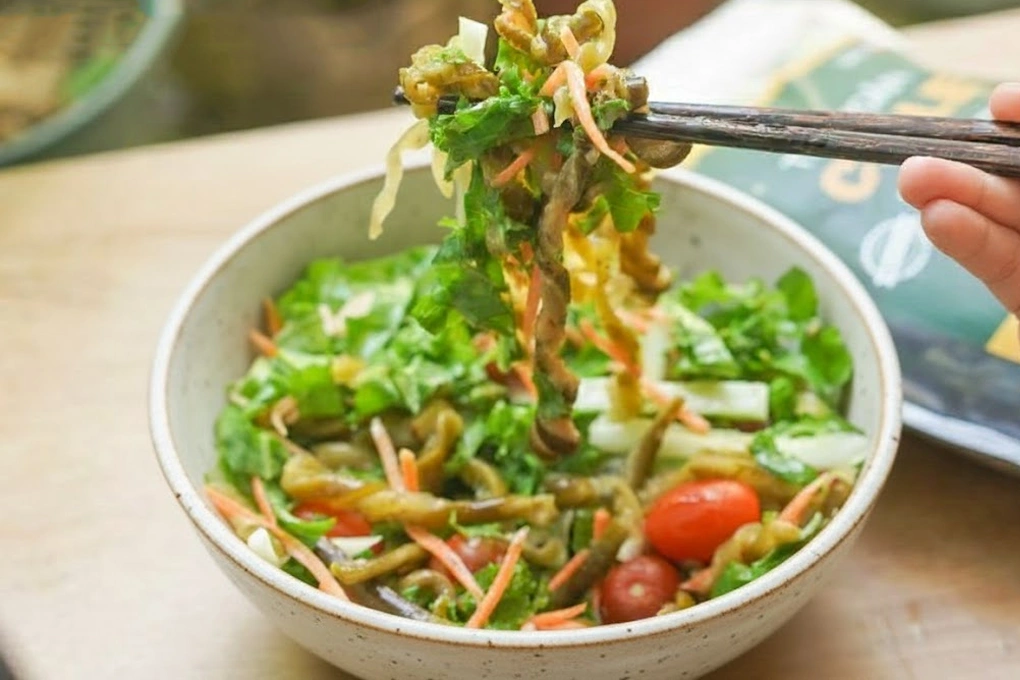 Tảo xoắn Chi Lê là món ăn rất dễ làm